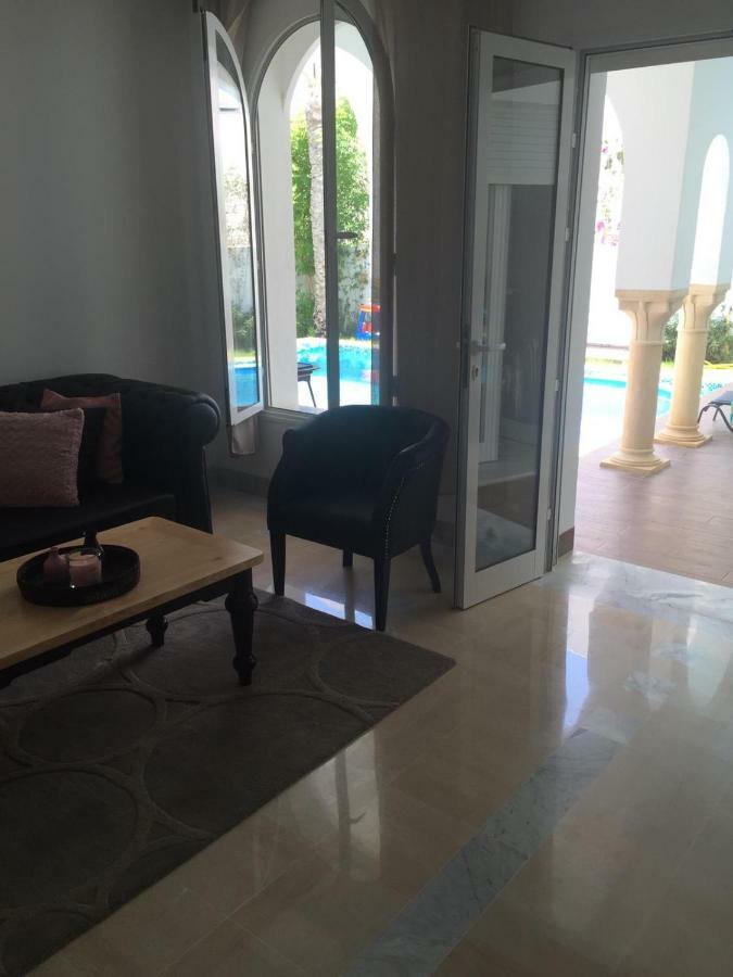 Villa avec piscine Triffa Esterno foto