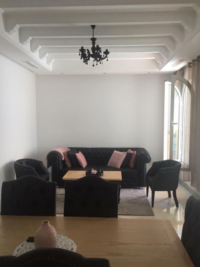 Villa avec piscine Triffa Esterno foto