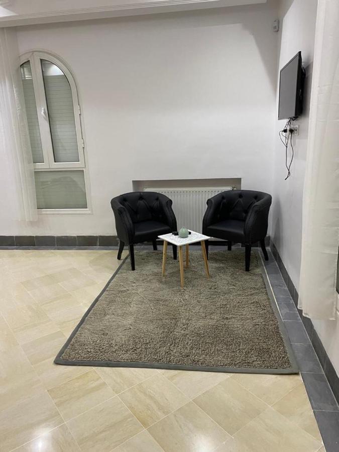 Villa avec piscine Triffa Esterno foto